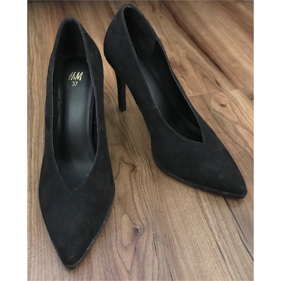 H&M- Black Heels - Picture 1 of 5